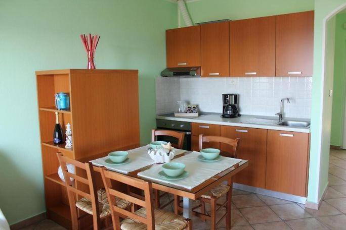 Apartments Ficur With Swimming Pool & Grill, Порторож Екстериор снимка