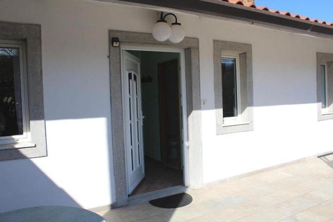 Apartments Ficur With Swimming Pool & Grill, Порторож Екстериор снимка