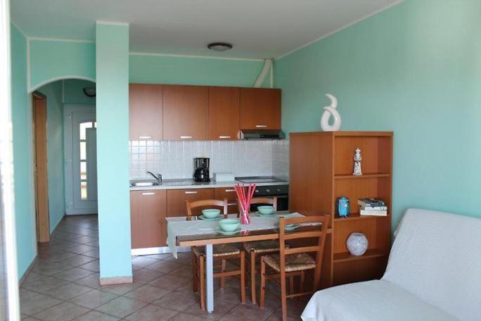 Apartments Ficur With Swimming Pool & Grill, Порторож Екстериор снимка